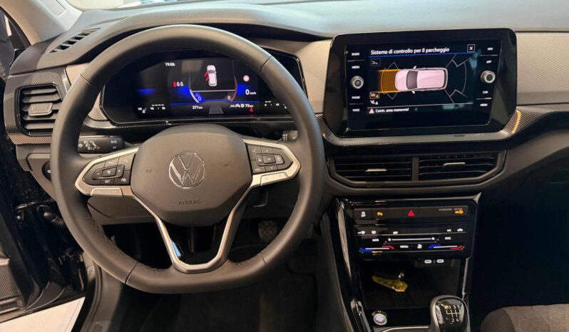 
								VOLKSWAGEN T-Cross 1.0 TSI 85kW Edition Plus full									