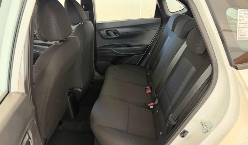 
								HYUNDAI i20 1.0 T-GDI dark line 90cv mt Km0 full									