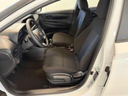
										HYUNDAI i20 1.0 T-GDI dark line 90cv mt Km0 full									