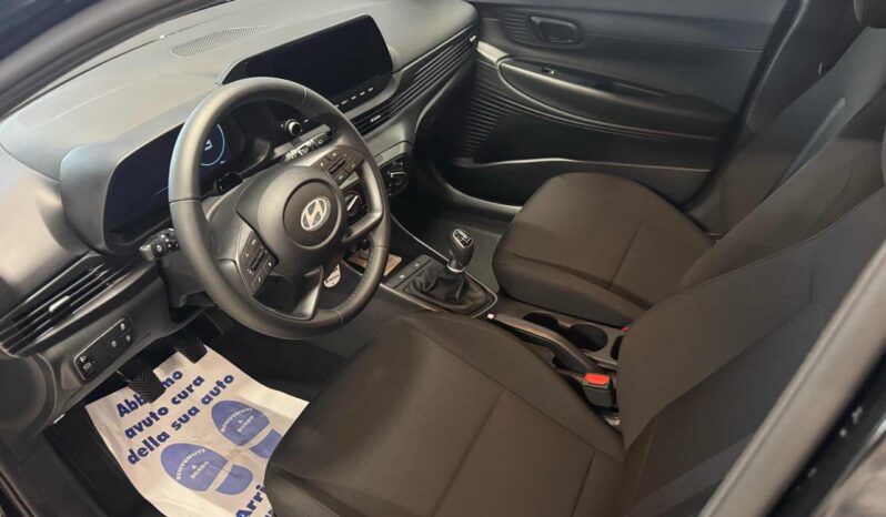 
								HYUNDAI i20 1.0 T-GDI dark Line 90 cv mt Km0 full									
