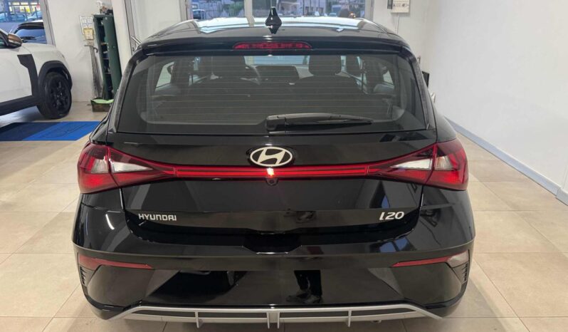 
								HYUNDAI i20 1.0 T-GDI dark Line 90 cv mt Km0 full									