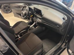 
										HYUNDAI i20 1.0 T-GDI dark Line 90 cv mt Km0 full									