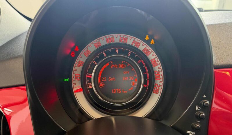 
								FIAT 500 1.0 Hybrid full									