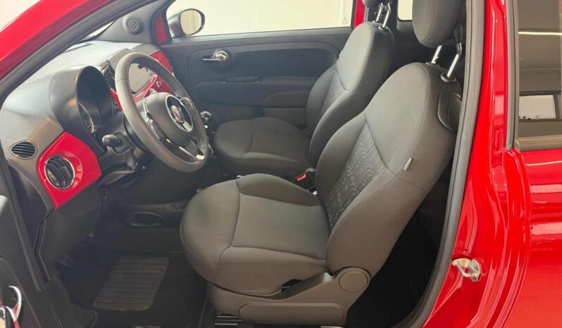 
								FIAT 500 1.0 Hybrid full									