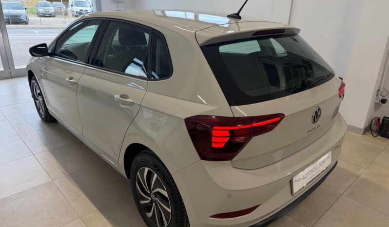 
								VOLKSWAGEN Polo 1.0 Life full									