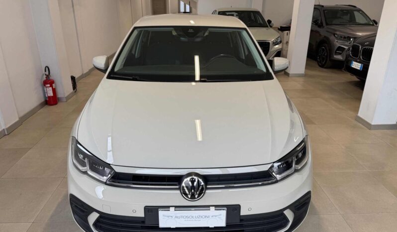 
								VOLKSWAGEN Polo 1.0 Life full									