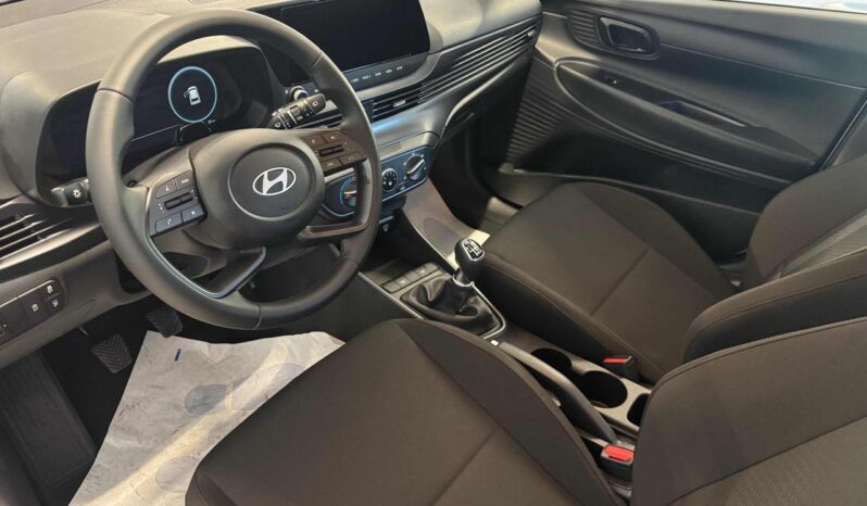 
								HYUNDAI i20 1.0 T-GDI dark line 90cv mt Km0 full									