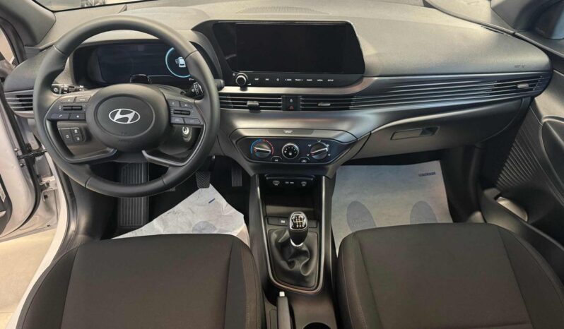 
								HYUNDAI i20 1.0 T-GDI dark line 90cv mt Km0 full									