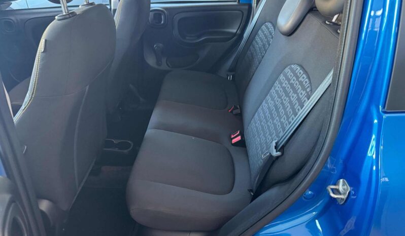 
								FIAT Panda 1.0 FireFly S&S Hybrid full									
