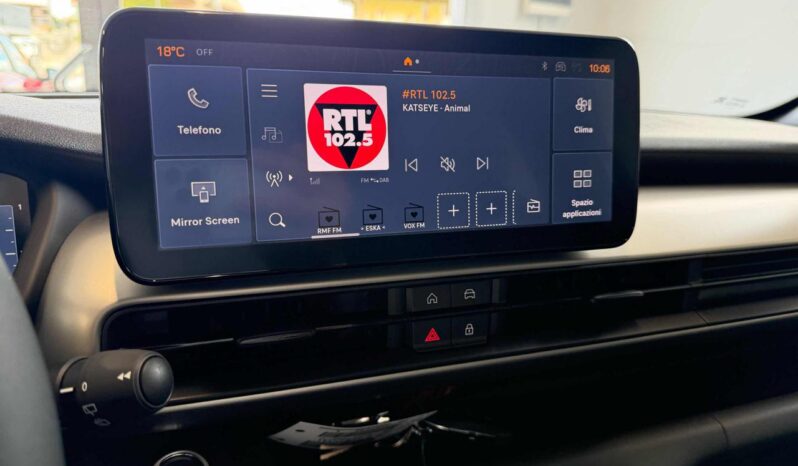 
								JEEP Avenger 1.2 turbo e-hybrid mhev Upland 4xe 145cv edct6 Km0 full									