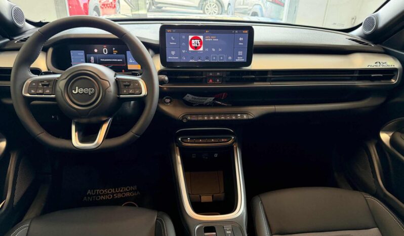 
								JEEP Avenger 1.2 turbo e-hybrid mhev Upland 4xe 145cv edct6 Km0 full									